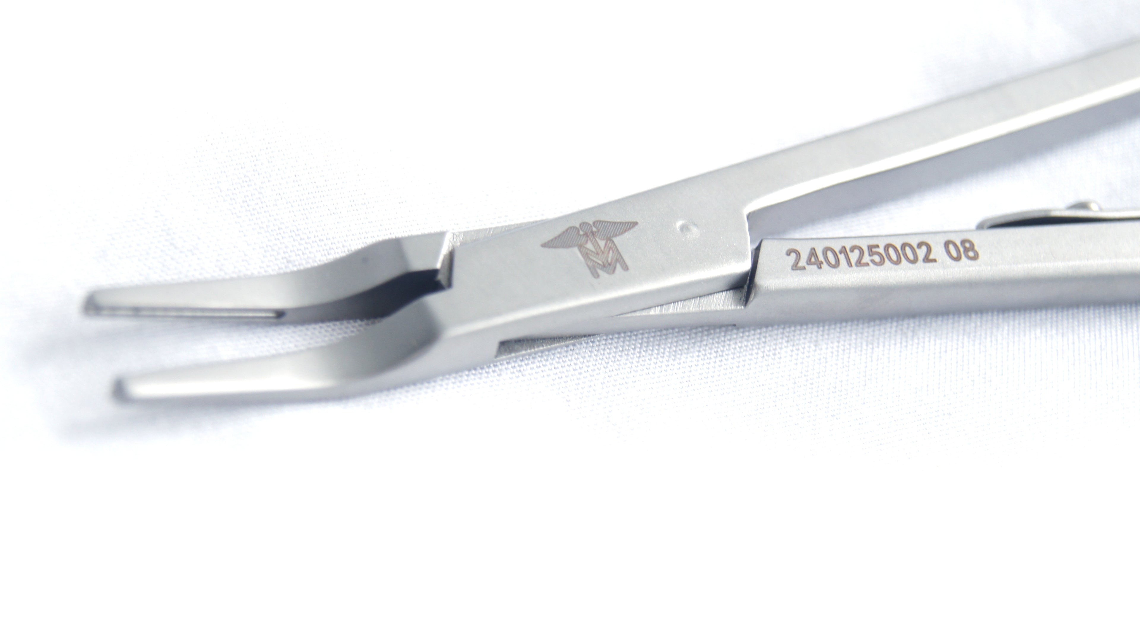 Aplicador Hemolocks LT300 para cirugia abierta.